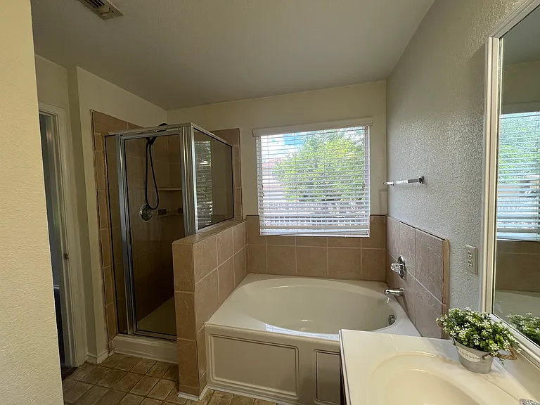 8803 Mainland Rdg — Photo 26