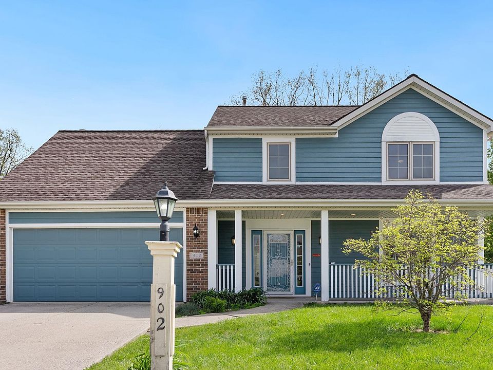 1st image of 902 Sherwood Dr