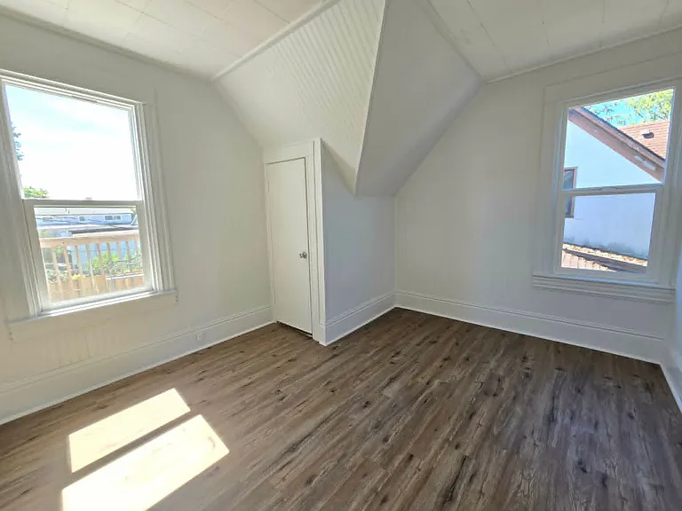 515 N I St — Photo 7