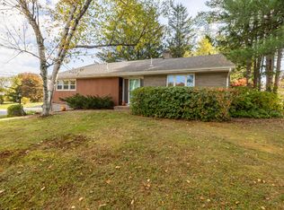 461 College St, Lewiston, ME 04240