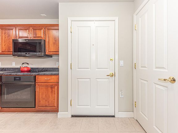 3rd image of 827 Asa Gray Dr APT 257
