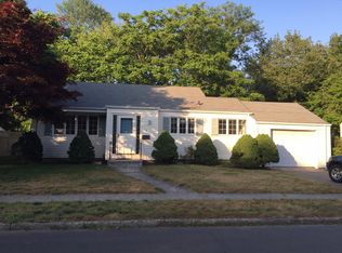 110 Knobb Hill Rd, Milford, CT 06460