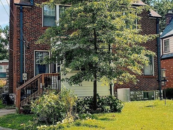 2nd image of 2961 Clearview Dr