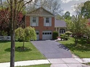 6 Bouldercrest Ct, Rockville, MD 20850