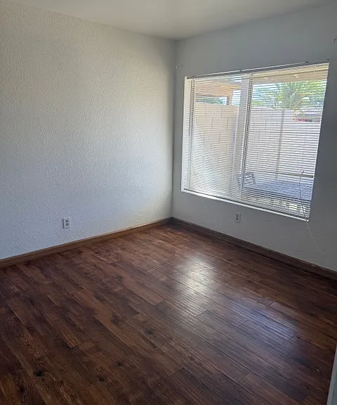 15201 N 25th Dr #3 — Photo 6