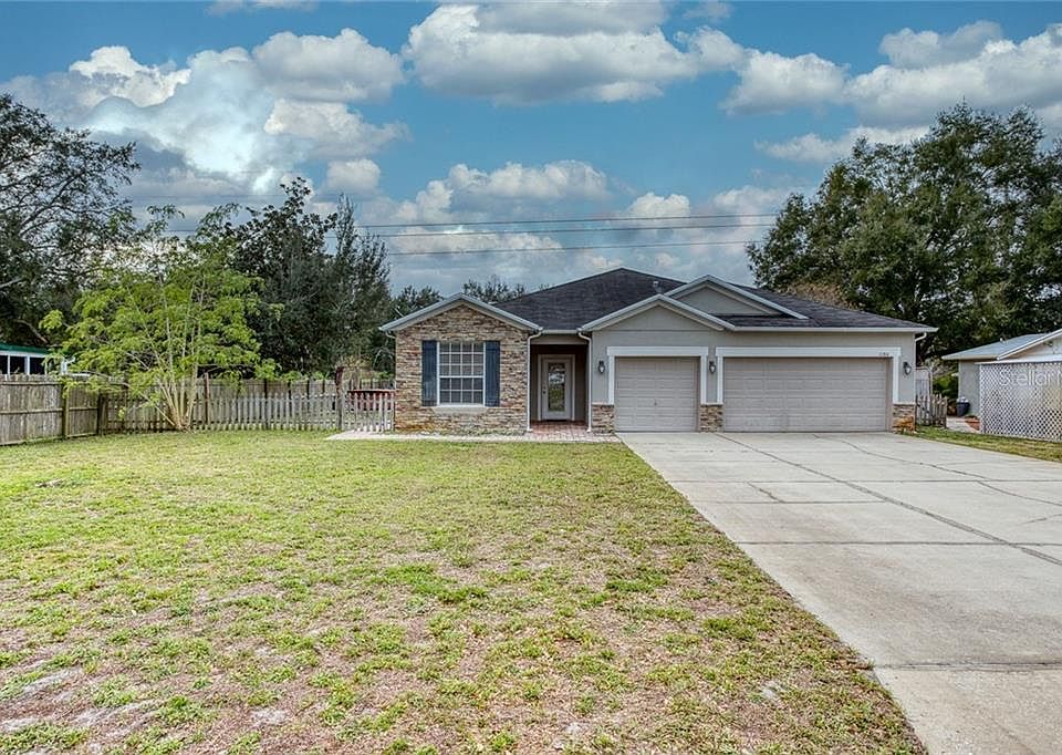 1st image of 1184 N Floral Way
