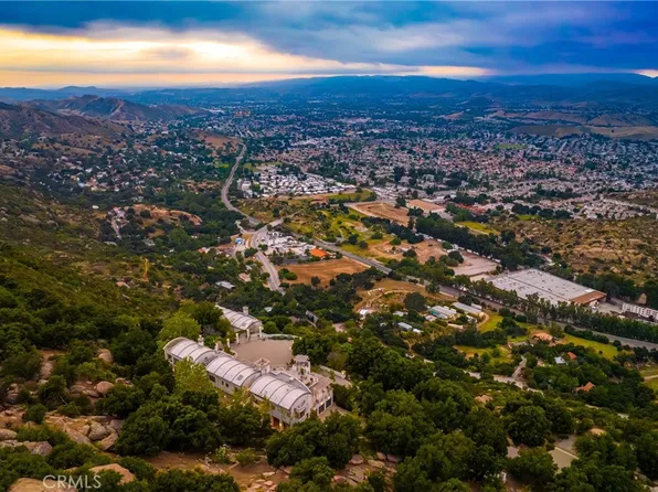 5 Box Canyon Rd #1, Simi Valley, CA 93063