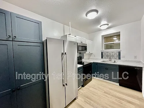 740 Washington Blvd #B Photo 1