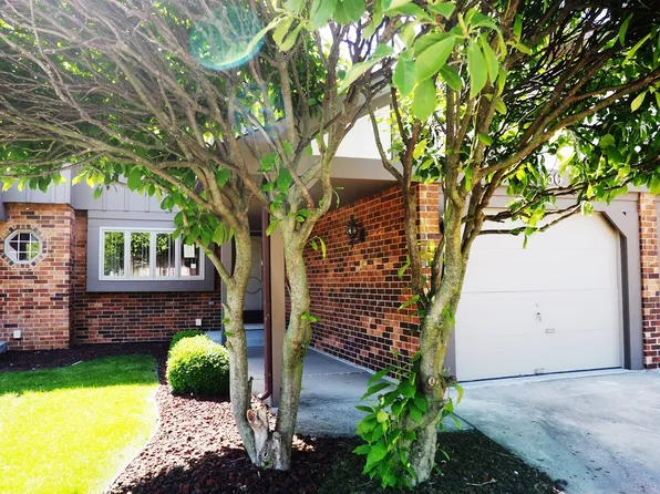 13950 Stonehenge Dr, Orland Park, IL 60462