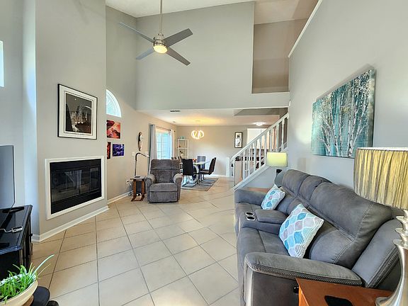 3rd image of 6561 Green Haven Ln