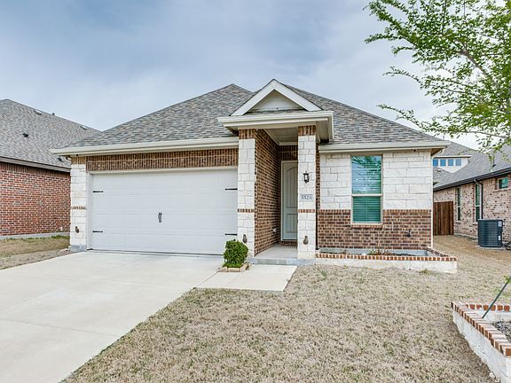 2nd image of 5526 Capilano Ct
