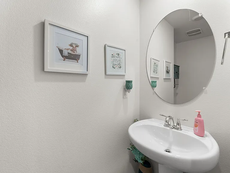 5428 Meridian Pl — Photo 33