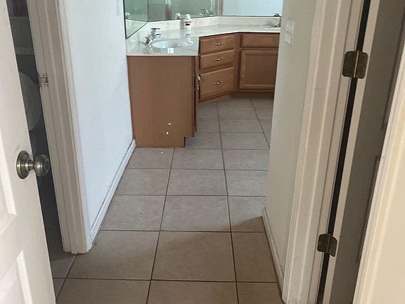 3rd image of 9436 HUNSTON MILL Lane