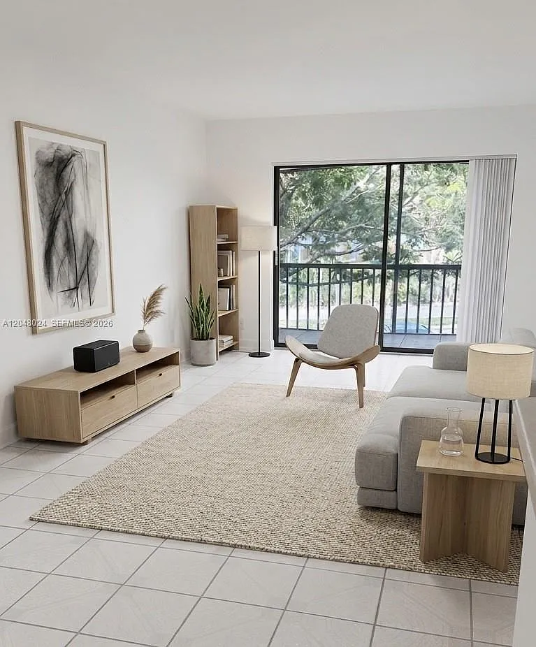 Oakland Shores Condominiu — Photo 1