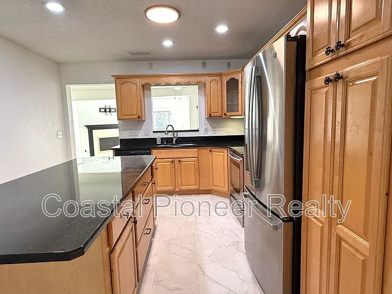 18306 Crawley Rd — Photo 13