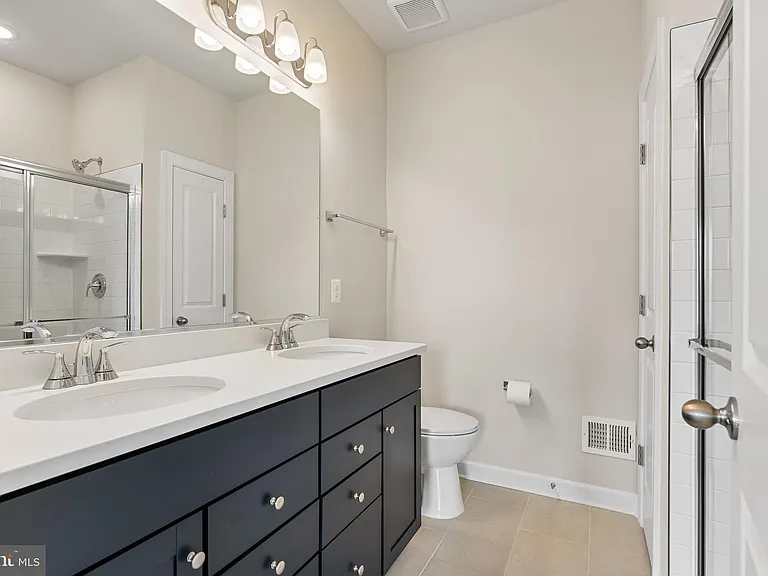 7249 Mountaineer Dr — Photo 15