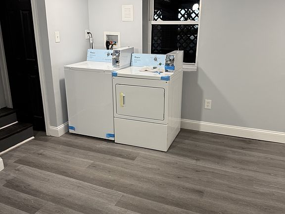 3rd image of 51 Bishop St