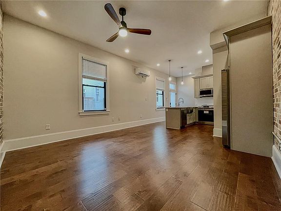 3rd image of 1427 Esplanade Ave #D