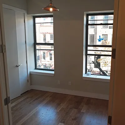 Rented by Nooklyn NYC LLC | media 49