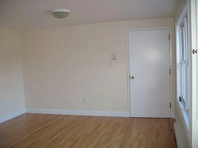 88 Delmont Ave #C — Photo 21