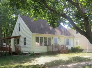 323 Riehl St, Waterloo, IA 50703