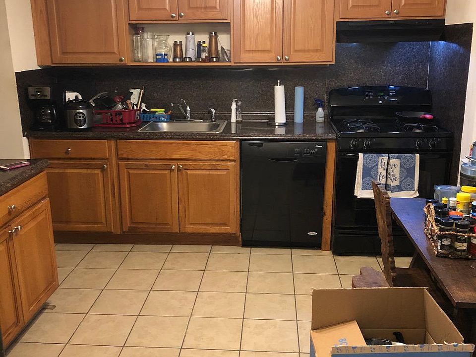 1st image of 787 Brookridge Dr