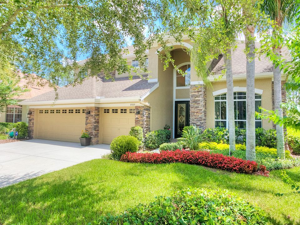 1st image of 10118 Deercliff Dr
