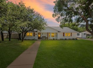 101 Hidden Valley Dr, Aledo, TX 76008