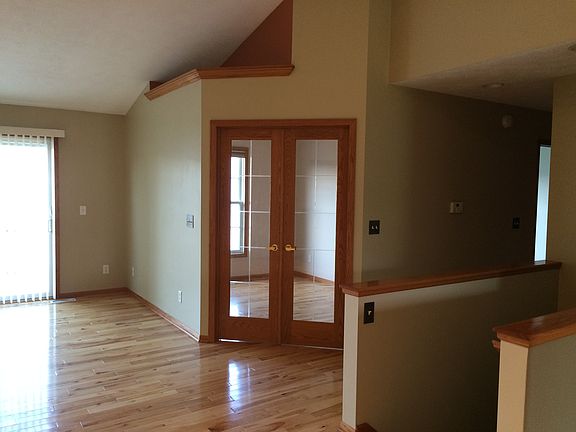 4th image of 11283 Kingfisher Ct