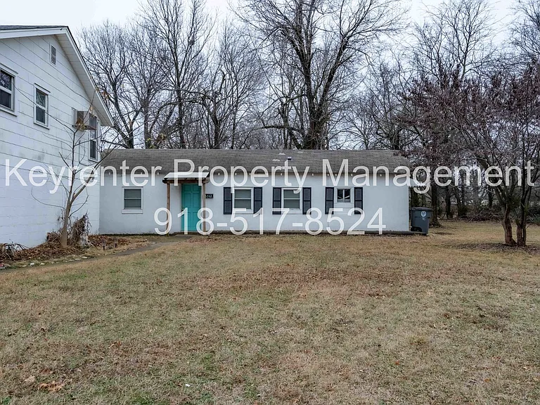 S Joplin Ave Triplex — Photo 1