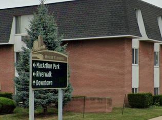 137 N River Rd #A303, Mount Clemens, MI 48043