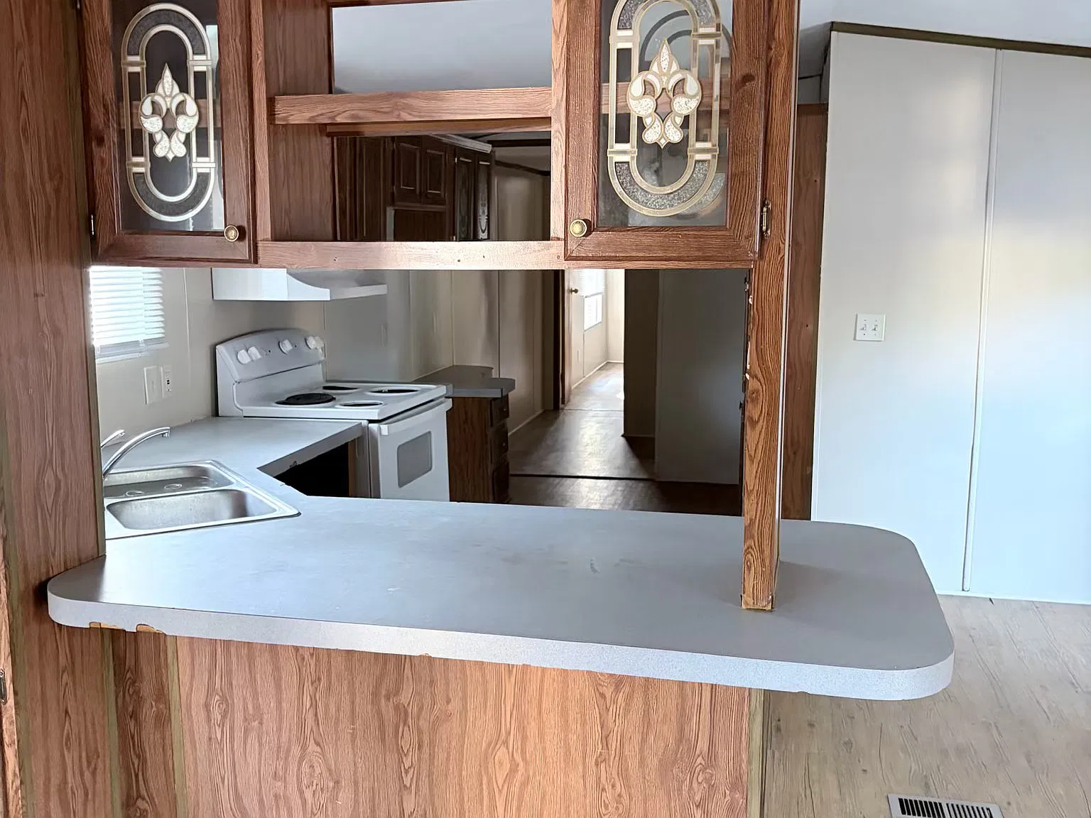 4 bed, 1280 sqft, $1,030 — Photo 3