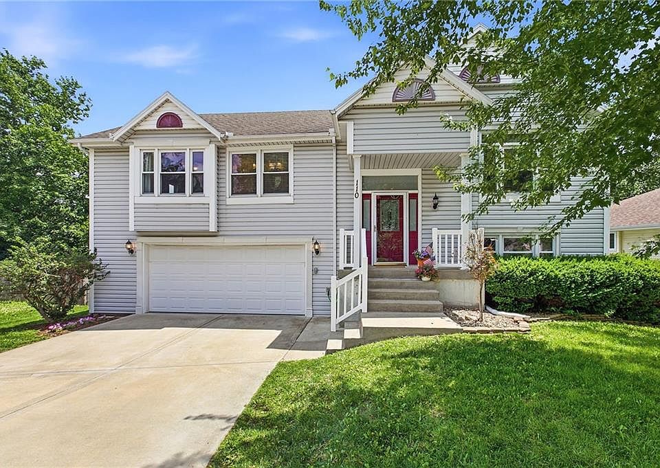 1st image of 110 NE Brookwood Pl