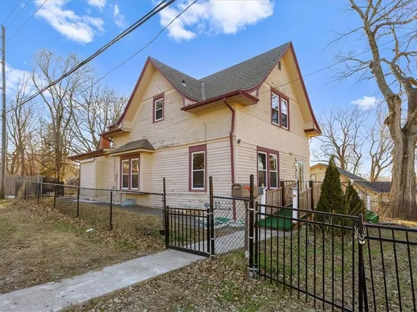 1701 W Walnut St, Independence, MO 64050