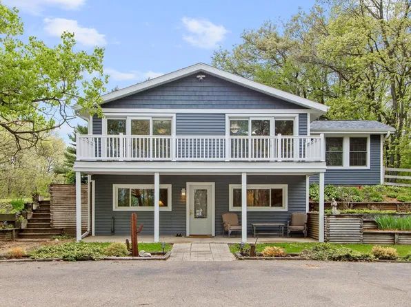 W9401 Hogan Road, Portage, WI 53901