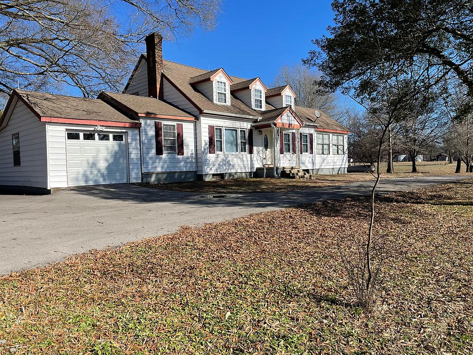 1st image of 5560 Lambert Dr