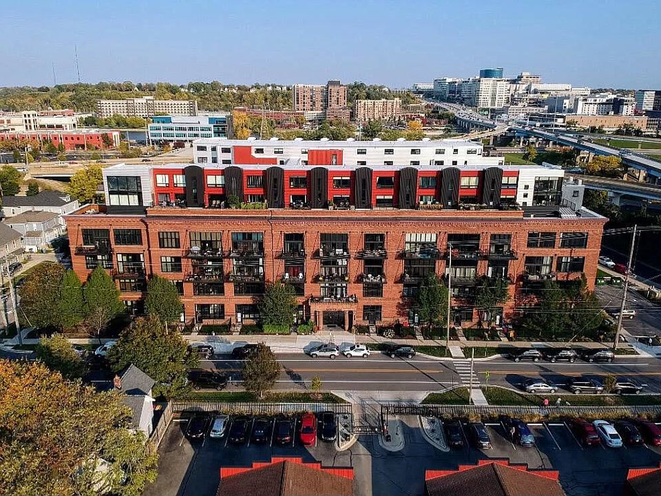 1st image of 600 Broadway Ave NW APT 232