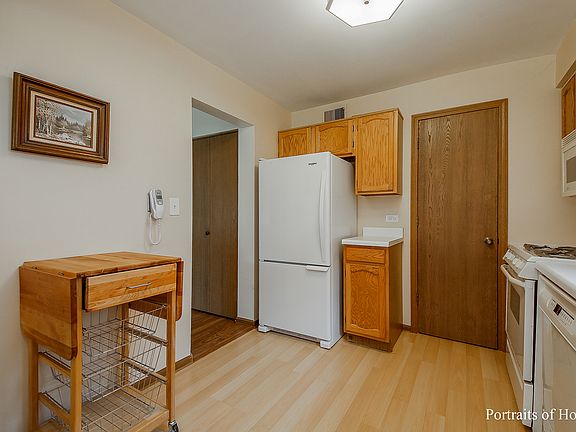 2nd image of 1301 S Williams St #39-1