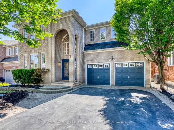 2116 Blackforest Cres, Oakville, ON L6M 4T6