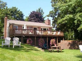 27231 Baker Dr, Sturgis, MI 49091