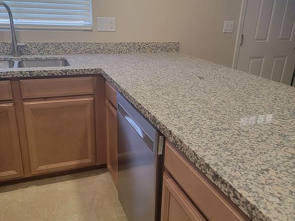 3rd image of 6752 N 43rd Ave