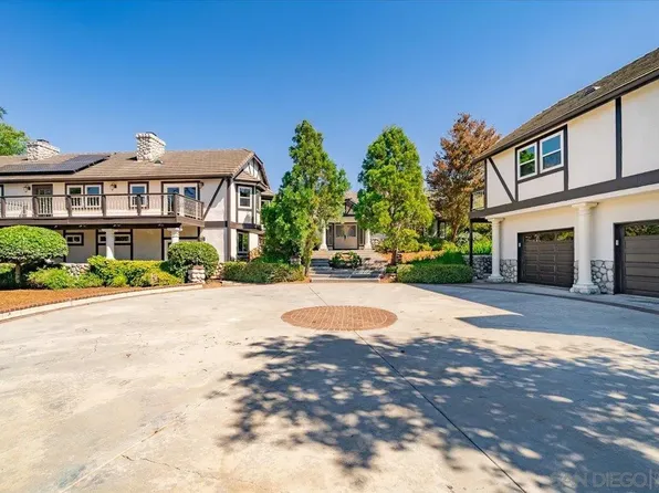 2114 Vista Valle Verde Dr, Fallbrook, CA 92028