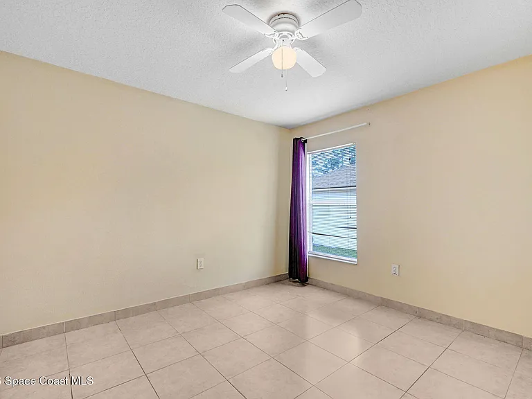 1416 Martinez St SE — Photo 22