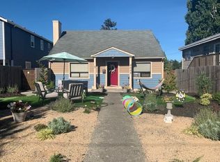 9053 9th Ave SW, Seattle, WA 98106