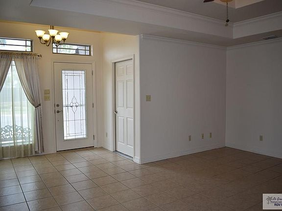 5th image of 18 Palm Ln