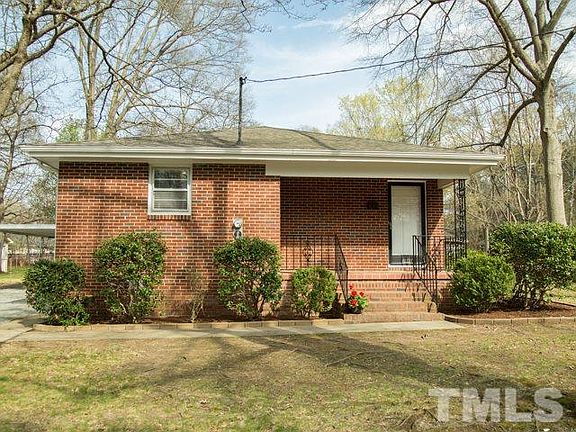 3rd image of 2602 Amberwood Dr