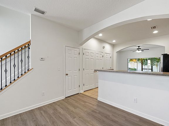4th image of 6194 High Tide Blvd