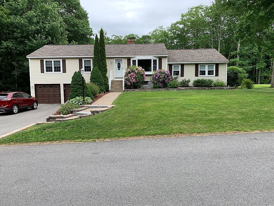 1st image of 26 Westwood Dr