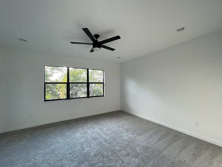 4415 Arcturus Ln — Photo 23