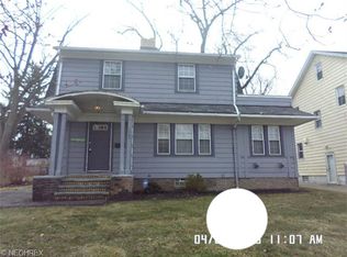 1069 Nela View Rd, Cleveland Heights, OH 44112